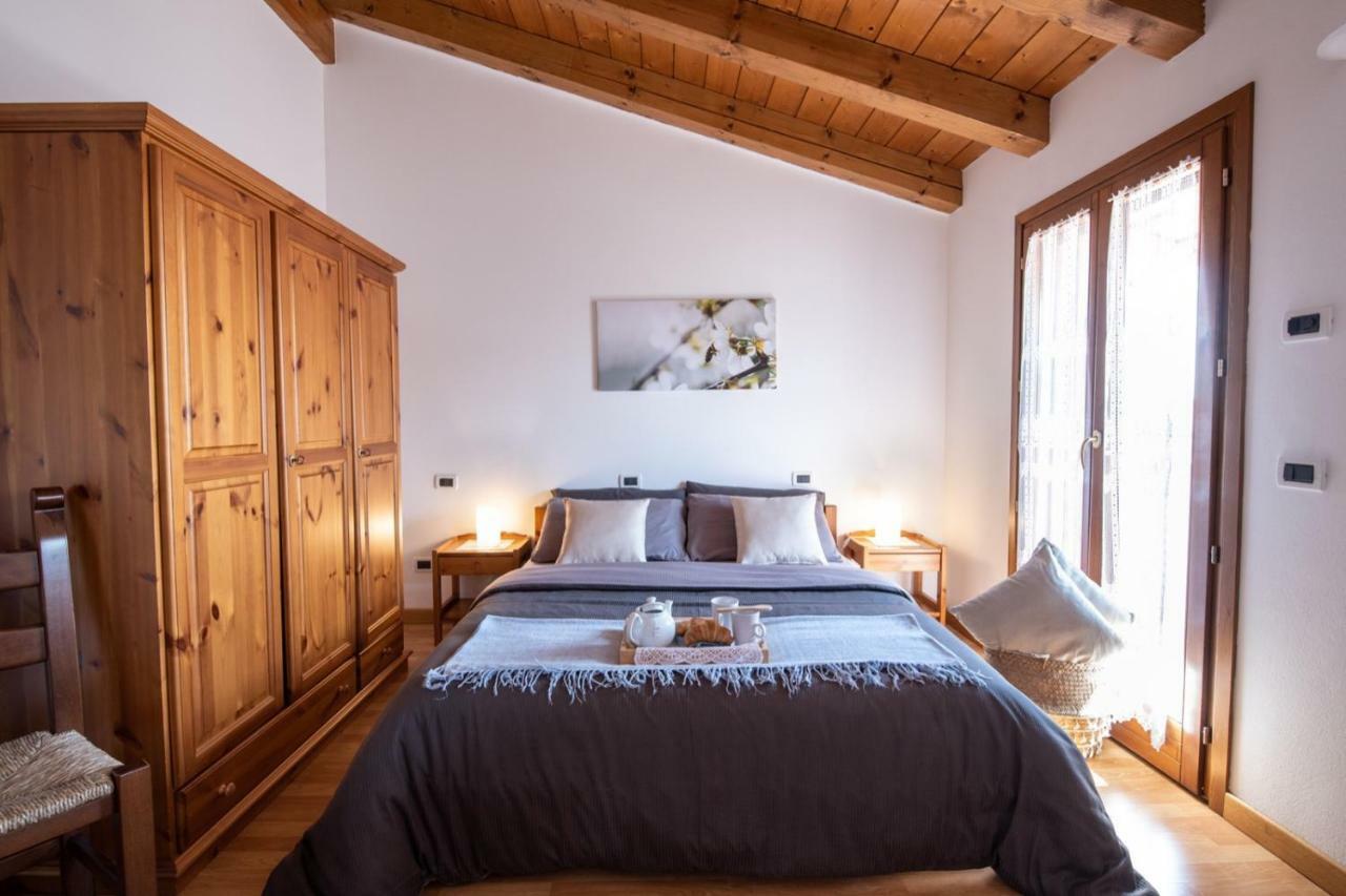 Al Confine Villa Cormons Ruang foto